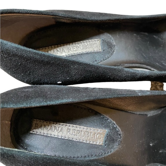 Banana Republic Pumps with Chunky Heel - Picture 3 of 5